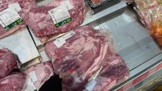 И тушенки накрутила, и холодца наварила: купила в "Светофоре" обалденное мясо за копейки - всё ушло в дело