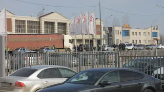 На Куйбышевском шоссе водители подрались из-за разбитого зеркала