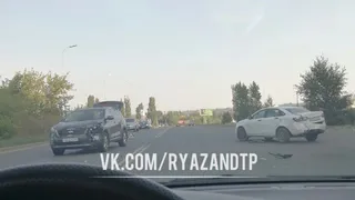 Встретились кореец и русский:  на Восточной окружной произошла авария