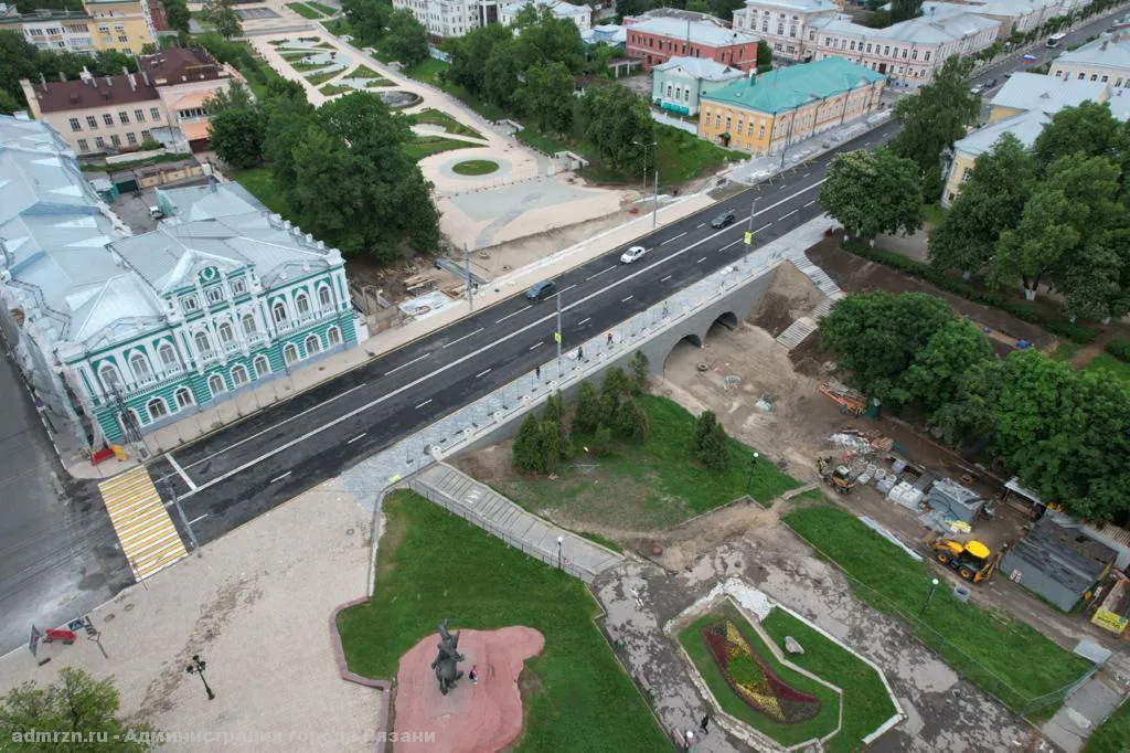 Зачем возле цирка поставили второй светофор? Комментарий ГИБДД