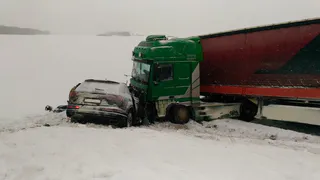 ДТП в Рязанской области: от столкновения с большегрузом, водитель "Ауди" погиб на месте