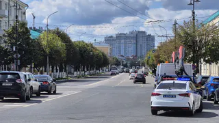 В Рыбном хитрый нелегал прицепил чужой ВАЗ к своей машине и повез в металлолом 