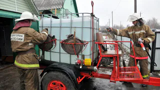 Двое добровольцев сами потушили пожар в Рязанской области