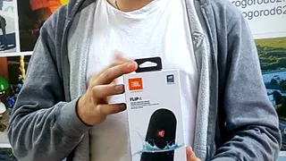 Извините, но беспроводная JBL колонка вам достанется абсолютно бесплатно!