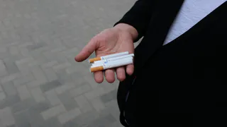 Серийный курильщик: рецидивист из Сасова украл три блока сигарет, вместо мяса