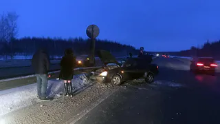 На трассе М5 водитель Skoda Octavia врезался в «Приору»