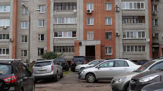 Рязанцам посоветовали поставить шлагбаумы во дворах