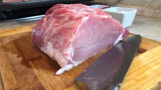 Ученые назвали самое вредное  мясо — нельзя есть даже здоровым, а мы его покупаем каждый день и детям даем 
