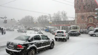 Двухкилометровый затор образовался на Московском шоссе из-за массового ДТП