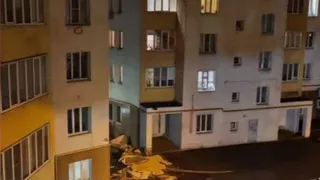 В Рязани из-за ветра частично рухнул фасад многоэтажного дома