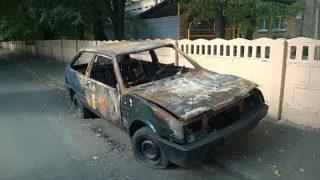 Два рязанских "мстителя" подожгли машину недруга, но попались из-за камер