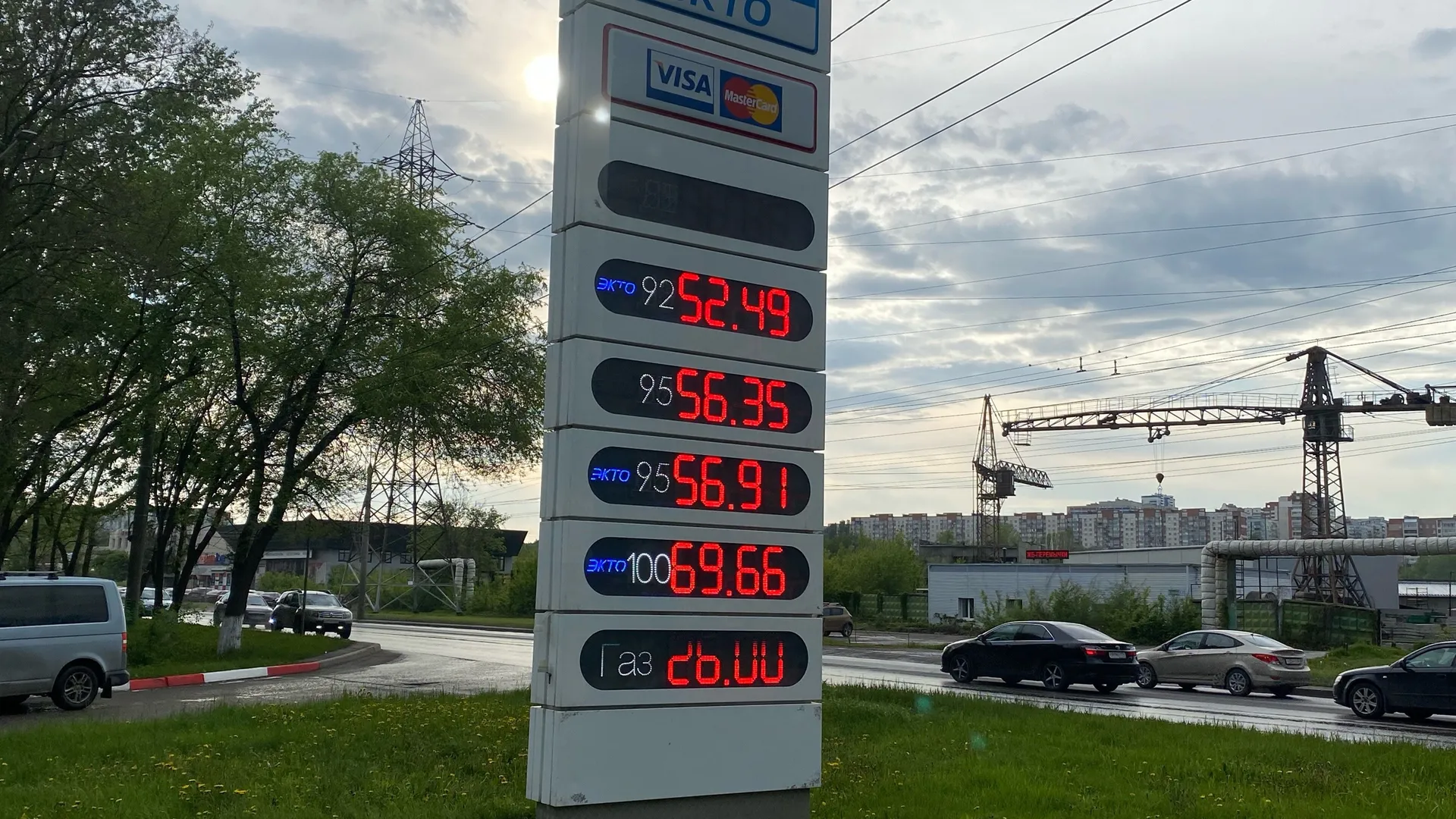 С 19 мая больше не заправят, не ждите. Автомобилистов ждет неприятное изменение на всех АЗС