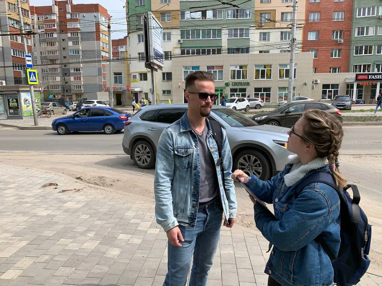 "У города нет хозяина". Прохожие - о том, что нужно срочно лечить в Рязани