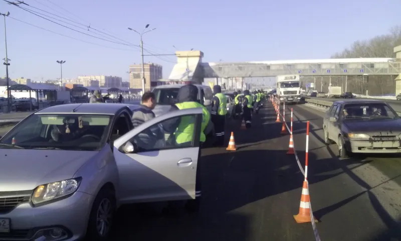 В Рязани провели рейд с массовой остановкой водителей