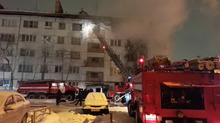 В Рязани пожар уничтожил два автомобиля. Есть пострадавший