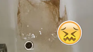 Песочница с доставкой на дом: посмотрите, какая вода течет в доме в Кальном