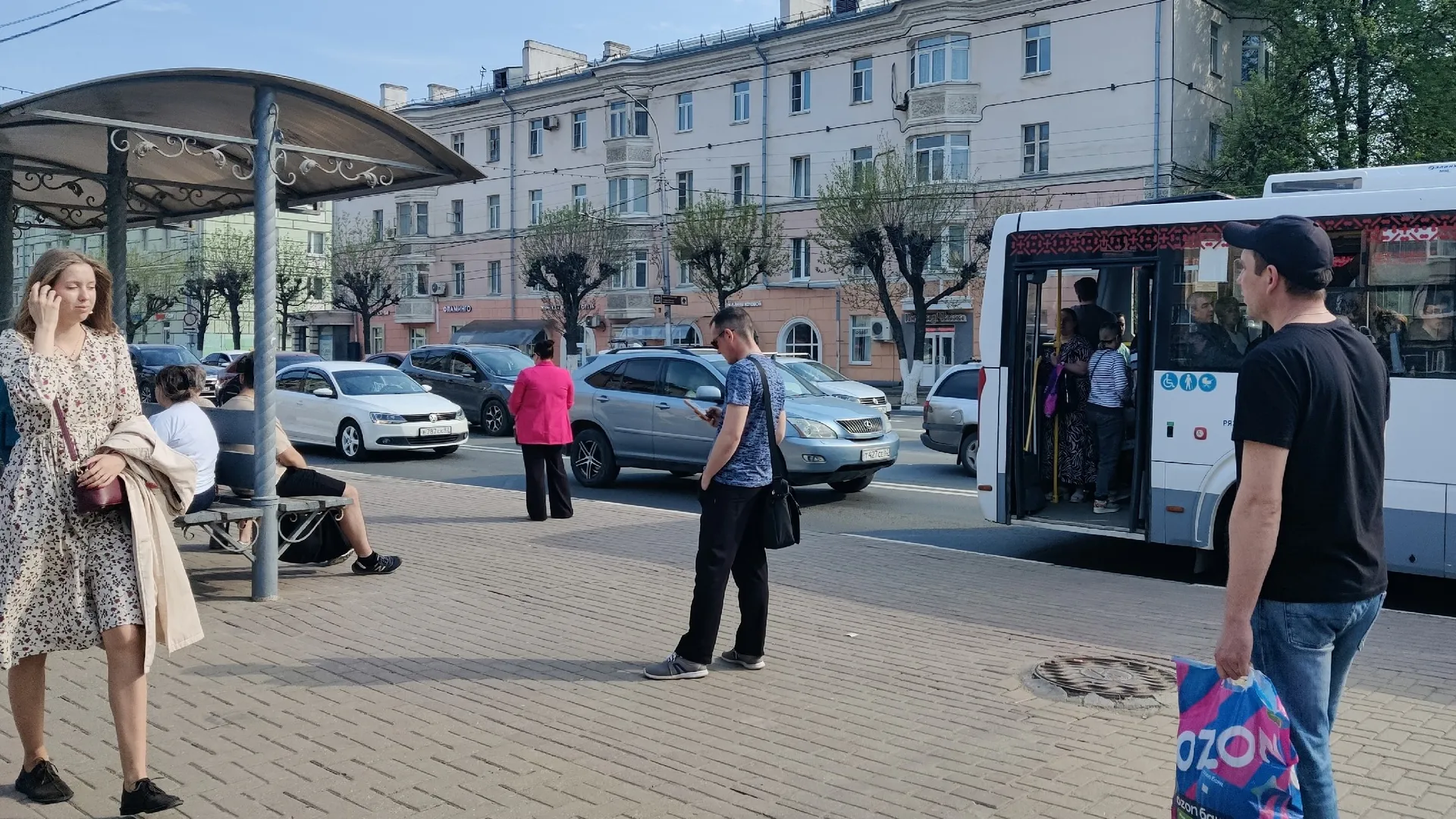 «После 20.00 не уехать вообще»: губернатор отчитался об обновлении транспорта, а рязанцы рассказали, как ждут автобусы по вечерам