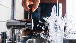 В четверг на двух улицах временно отключат холодную воду