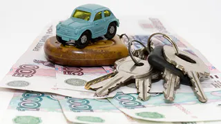 Рязанец, испугавшись потерять свой автомобиль, оплатил 168 штрафов