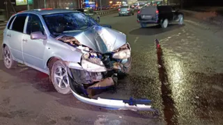 30-летняя рязанка на Renault Sandero врезалась в Ладу на Московском шоссе