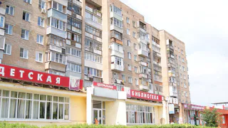 В Рязани трехлетний ребенок упал с балкона