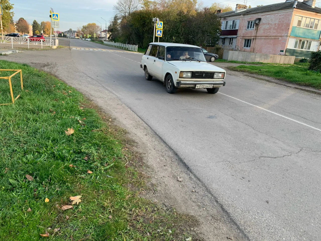 В Рязани мужчина прыгал на «Жигулях» после ссоры с приятелем
