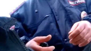Рязанец вступил в спор с инспектором ГИБДД и заснял это на видео