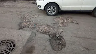 Фото-факт: в центре Рязани обнаружили старинную брусчатку