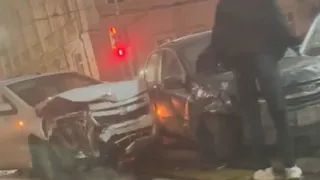 На пересечении улиц Ленина и Свободы в центре Рязани произошло серьезное ДТП