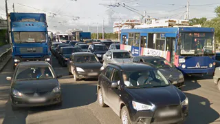 История одного перекрестка - как современные технологии парализуют движение на Приокском путепроводе