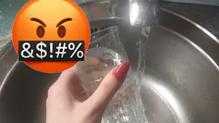На  "рыбный" запах воды пожаловались 35 000 рязанцев