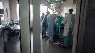 Хирургам ОКБ удалось спасти пациентку с 40-килограммовой грыжей