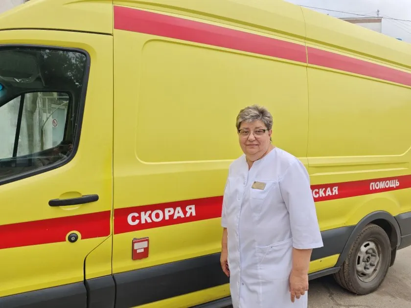 «Каждый пациент оставляет шрамик в сердце»: фельдшер санавиации из Костромы рассказал о спасении 500-граммового малыша и медспецназе